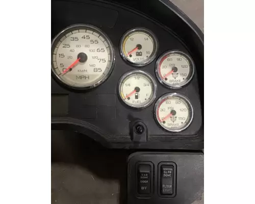 INTERNATIONAL PROSTAR Instrument Cluster