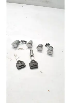 INTERNATIONAL PROSTAR Latches and Locks