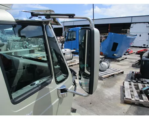 INTERNATIONAL PROSTAR MIRROR ASSEMBLY CABDOOR