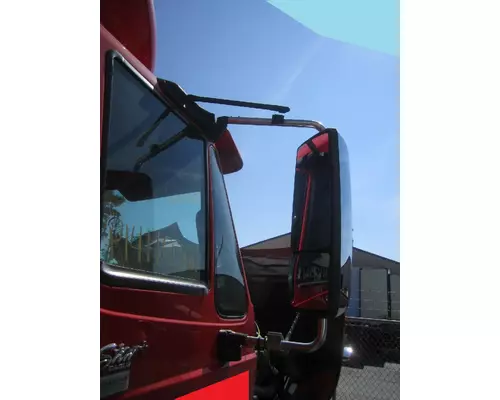 INTERNATIONAL PROSTAR MIRROR ASSEMBLY CABDOOR