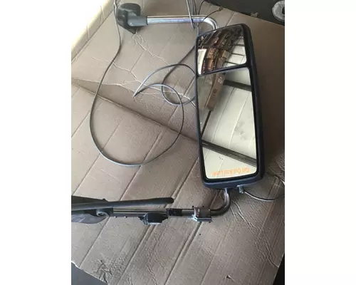 INTERNATIONAL PROSTAR Mirror, Door