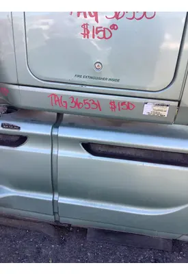 INTERNATIONAL PROSTAR ROCKER PANEL 