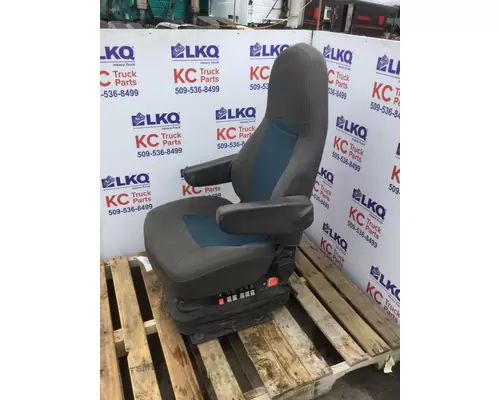 INTERNATIONAL PROSTAR SEAT, FRONT