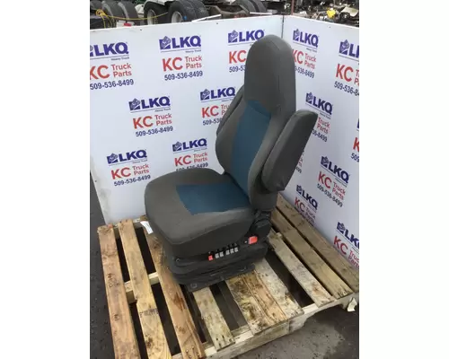 INTERNATIONAL PROSTAR SEAT, FRONT