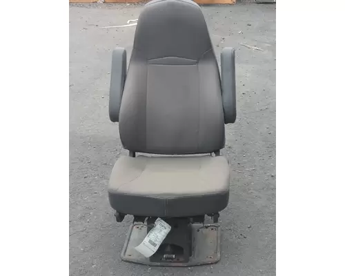 INTERNATIONAL PROSTAR SEAT, FRONT