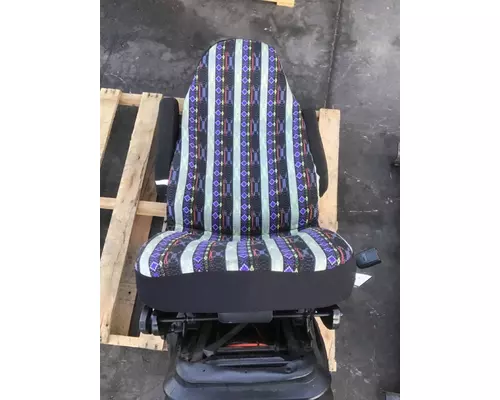 INTERNATIONAL PROSTAR SEAT, FRONT