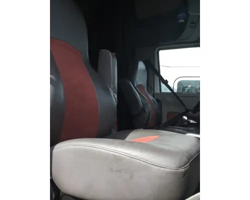 INTERNATIONAL PROSTAR SEAT, FRONT