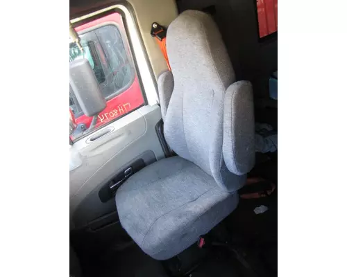 INTERNATIONAL PROSTAR SEAT, FRONT