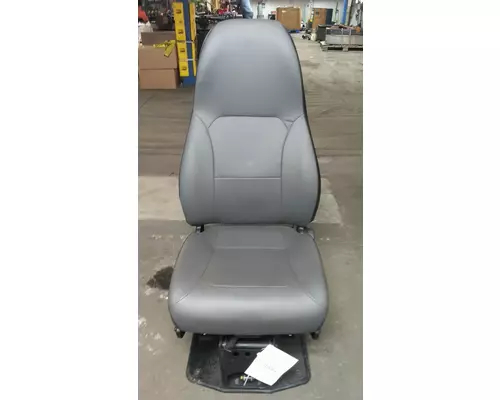 INTERNATIONAL PROSTAR SEAT, FRONT