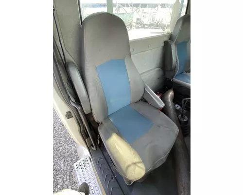 INTERNATIONAL PROSTAR Seat, Front