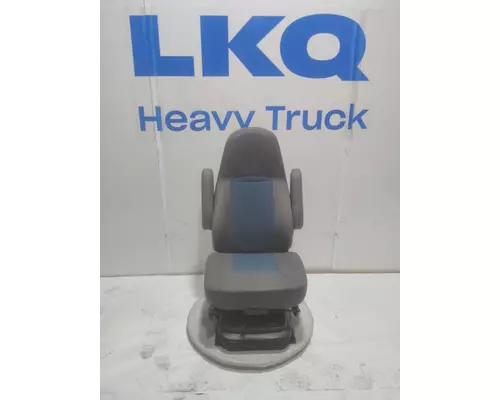 INTERNATIONAL PROSTAR Seat, Front