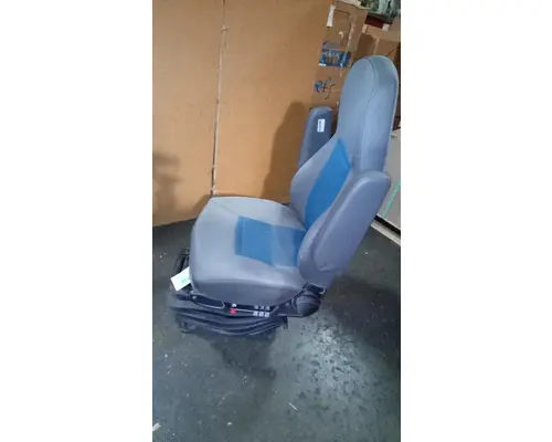 INTERNATIONAL PROSTAR Seat, Front