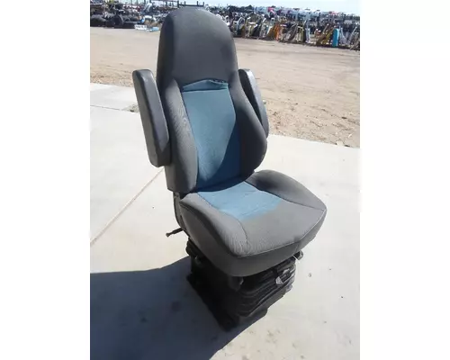 INTERNATIONAL PROSTAR Seat, Front