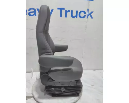 INTERNATIONAL PROSTAR Seat