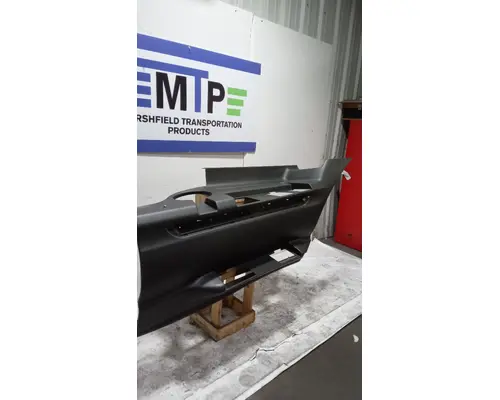 INTERNATIONAL PROSTAR Side Fairing