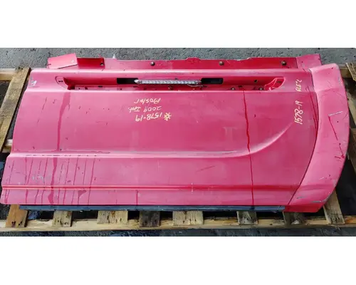 INTERNATIONAL PROSTAR Side Fairing