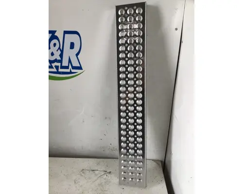 INTERNATIONAL PROSTAR Step