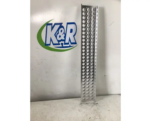 INTERNATIONAL PROSTAR Step