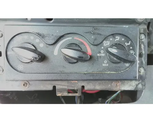 INTERNATIONAL PROSTAR TEMPERATURE CONTROL