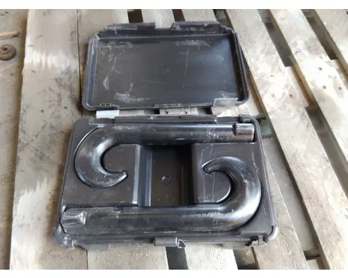 INTERNATIONAL PROSTAR TOW HOOK