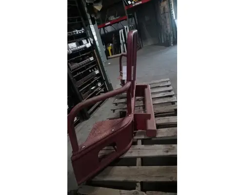 INTERNATIONAL PayStar Bumper Guard, Front