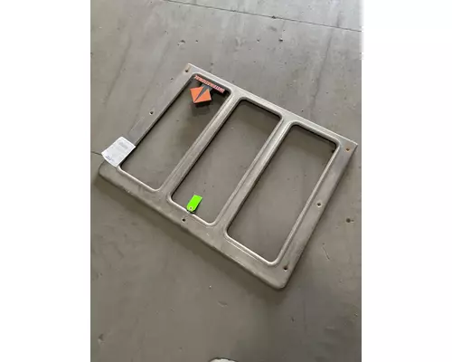 INTERNATIONAL PayStar Grille