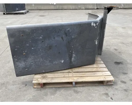 INTERNATIONAL Paystar Fender Extension
