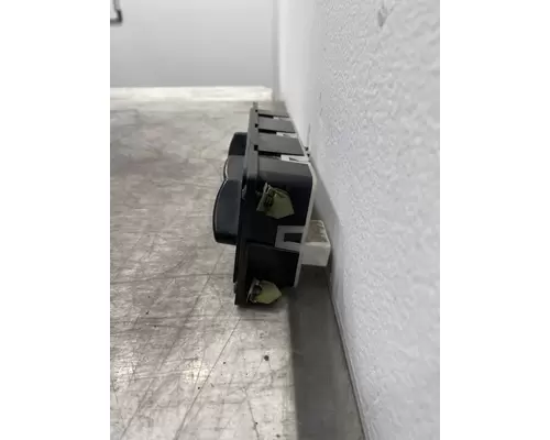 INTERNATIONAL Paystar Heater or Air Conditioner Parts, Misc.