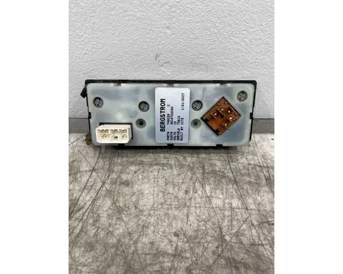 INTERNATIONAL Paystar Heater or Air Conditioner Parts, Misc.
