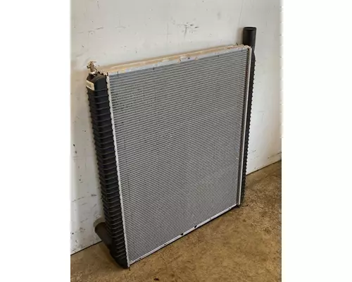 INTERNATIONAL Paystar Radiator