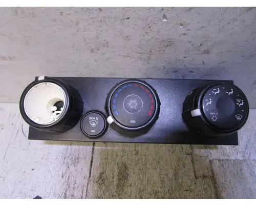 INTERNATIONAL ProStar-Cab_4065331C3 AC Control