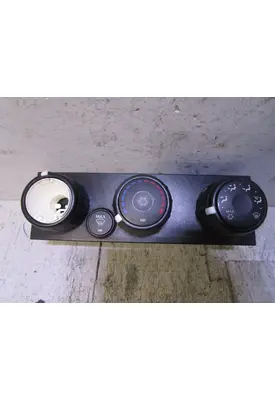 INTERNATIONAL ProStar-Cab_4065331C3 A/C Control