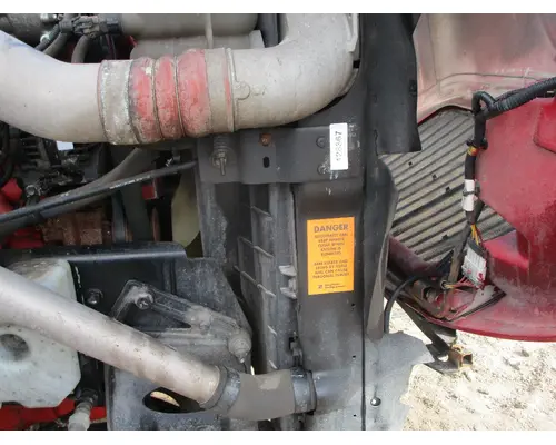 INTERNATIONAL ProStar_IN33OC Radiator