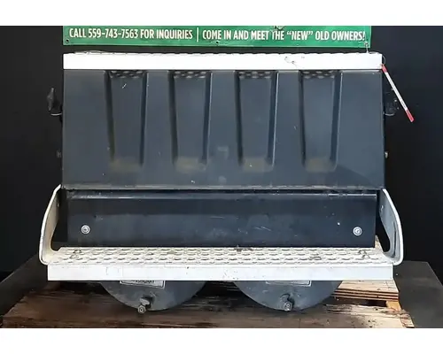 INTERNATIONAL ProStar Battery Boxes