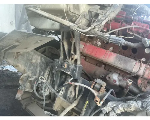 INTERNATIONAL ProStar Cab Mount Bracket