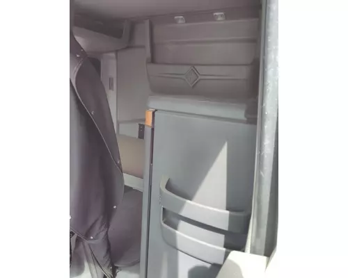 INTERNATIONAL ProStar Cab