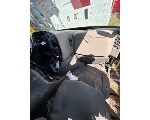 INTERNATIONAL ProStar Cab