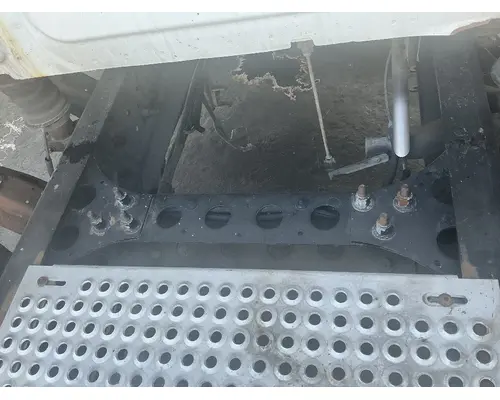 INTERNATIONAL ProStar Crossmember