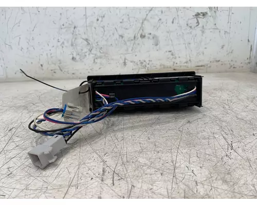 INTERNATIONAL ProStar Dash  Console Switch