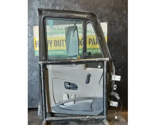INTERNATIONAL ProStar Door Assembly, Front