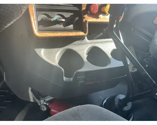 INTERNATIONAL ProStar Kick Panel, Interior