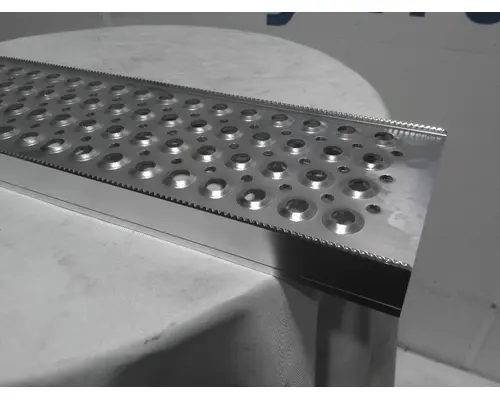 INTERNATIONAL ProStar Step