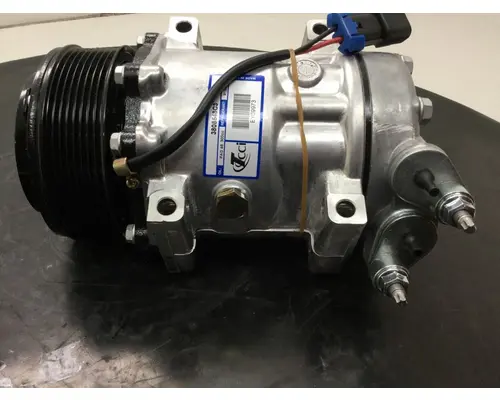 INTERNATIONAL Prostar  Air Conditioner Compressor
