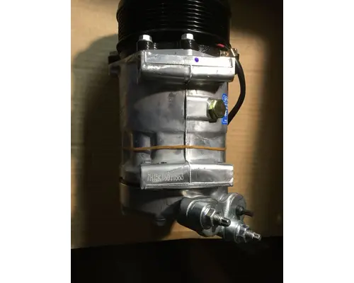 INTERNATIONAL Prostar  Air Conditioner Compressor