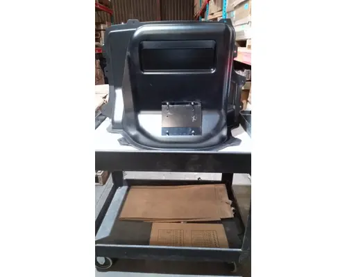 INTERNATIONAL Prostar  Door Panel (Trim)