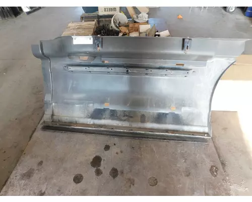 INTERNATIONAL Prostar  Skirt