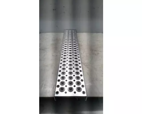INTERNATIONAL Prostar  Step