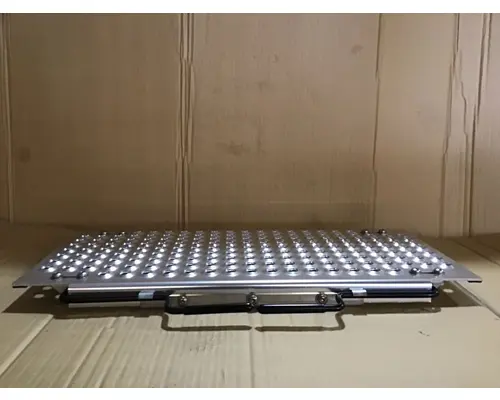 INTERNATIONAL Prostar  Step