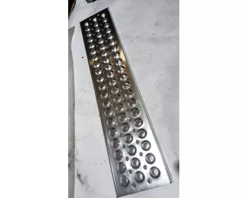 INTERNATIONAL Prostar  Step