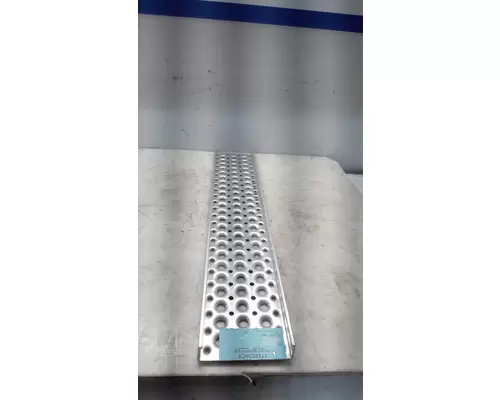 INTERNATIONAL Prostar  Step